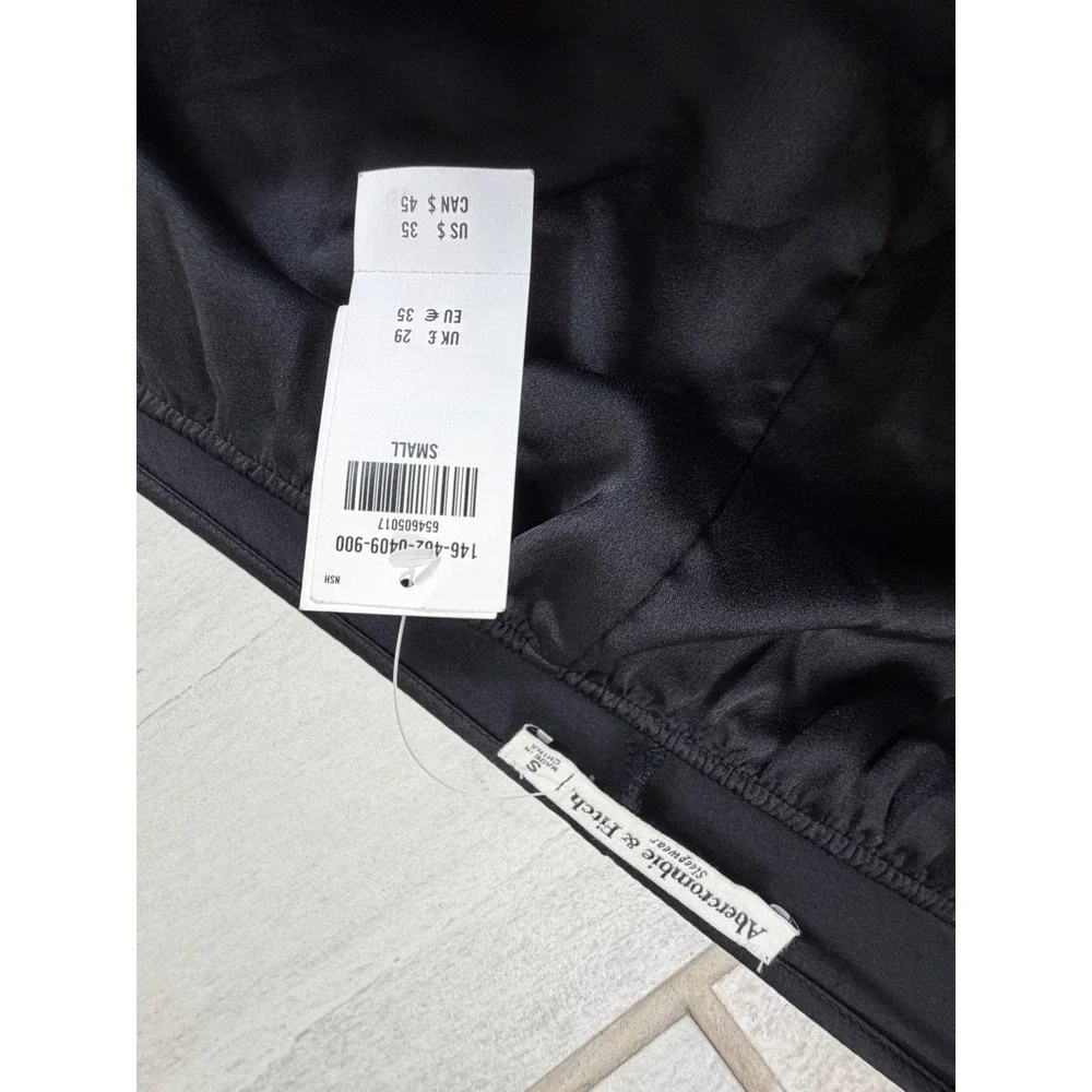 Abercrombie & Fitch Women Black Satin Sleep Shorts Elastic Waist Small NWT